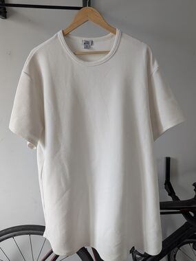 One Bone Men's - Size 1- Roughly XXL .Cream Textured Short-Sleeve Crew Tee by